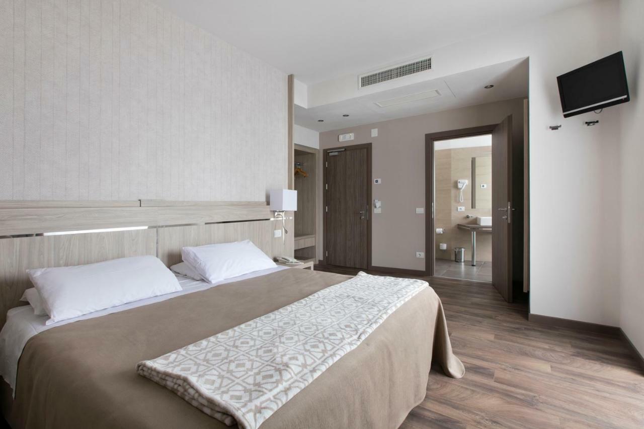 Hotel Conradi Chiavenna Ngoại thất bức ảnh